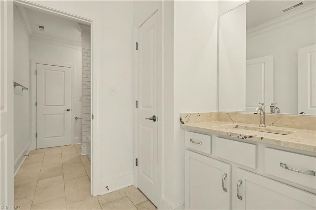 7925 Tranquility Place Property Photo 28