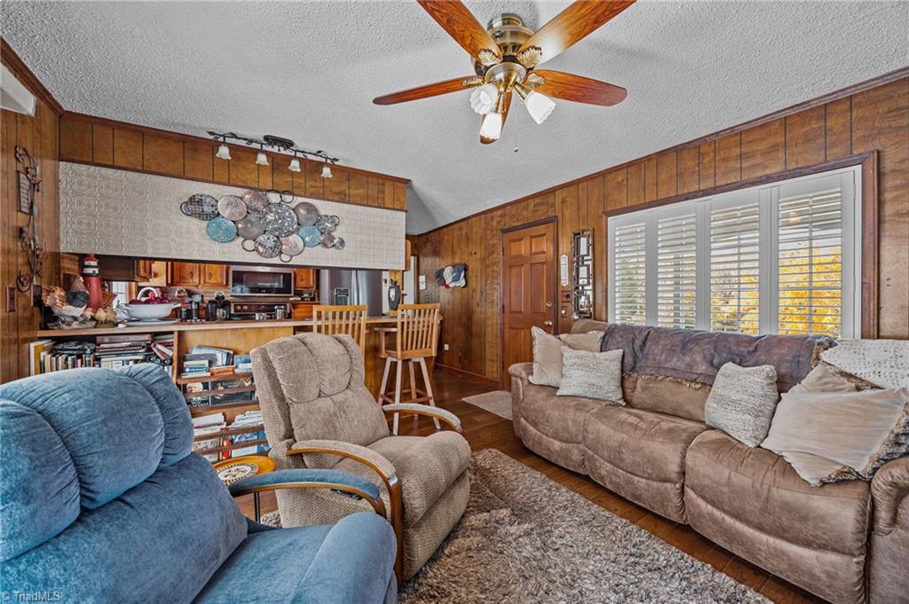 5168 Brook Circle Property Photo 11