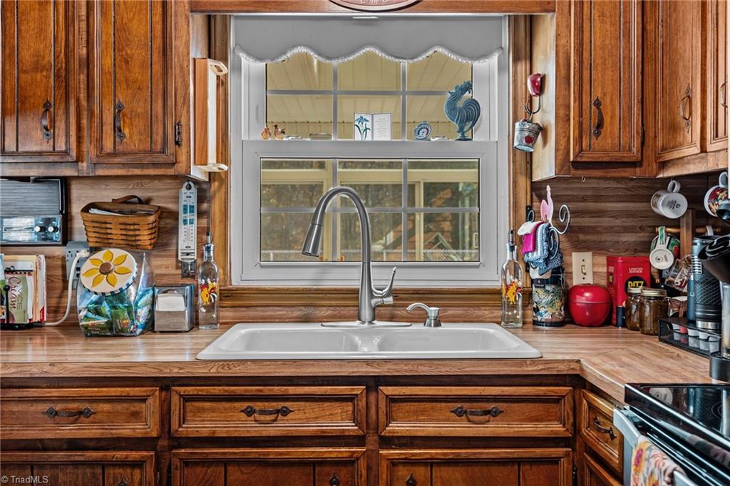 5168 Brook Circle Property Photo 14
