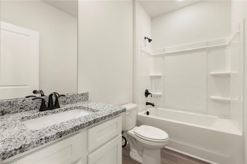 3428 Robindale Drive Property Photo 21