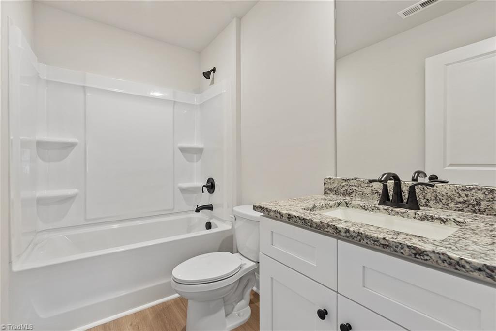 3435 Robindale Drive Property Photo 21