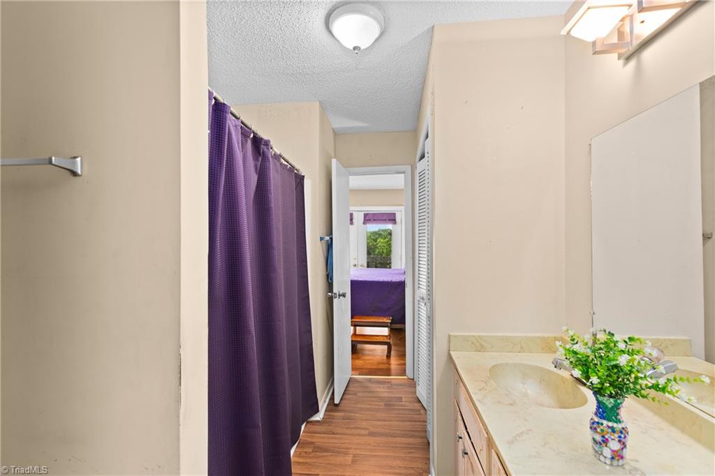 3753 Heathrow Drive Property Photo 20