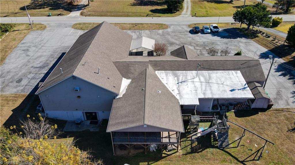 5043 Meadowbrook Drive Property Photo 12