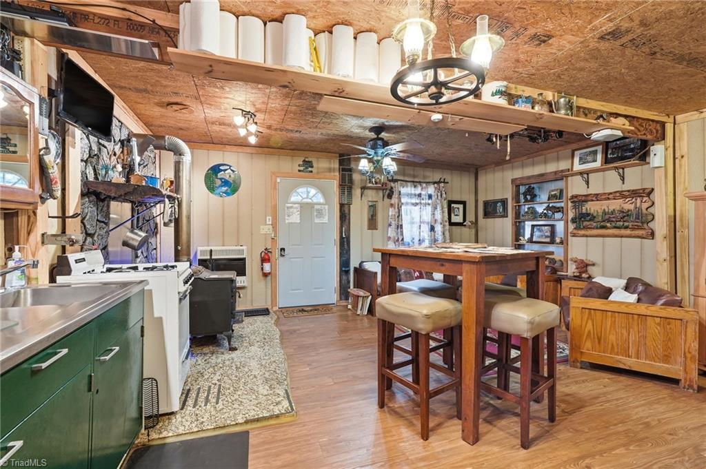 960 Riverview Road Property Photo 16