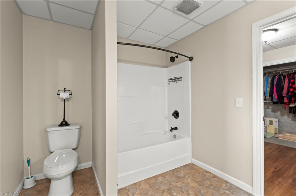 6318 Gray Farm Road Property Photo 33