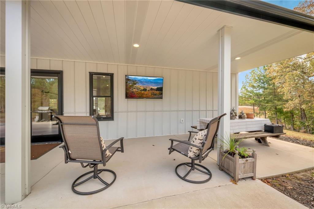 1260 Beaver Island Trail Road Property Photo 40