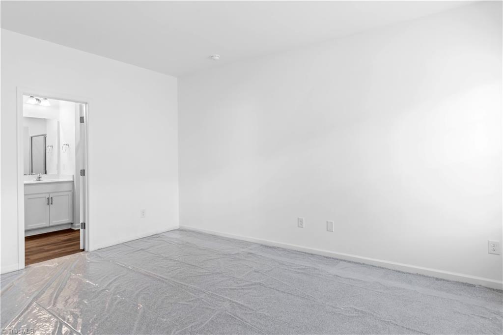275 Waylon Court Property Photo 15