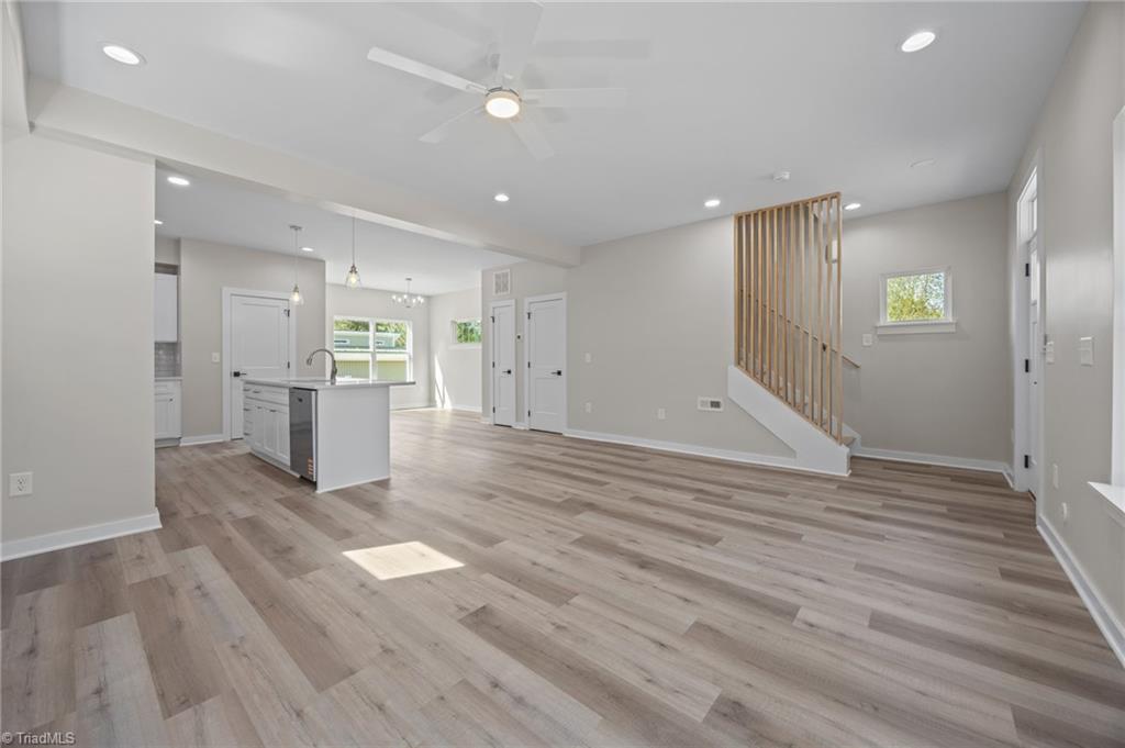 207 E Parker Street Property Photo 13