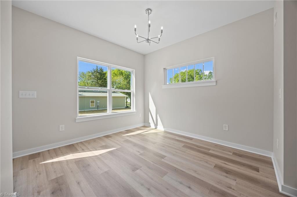 207 E Parker Street Property Photo 20
