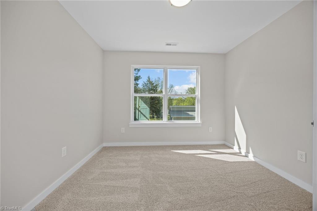 207 E Parker Street Property Photo 28