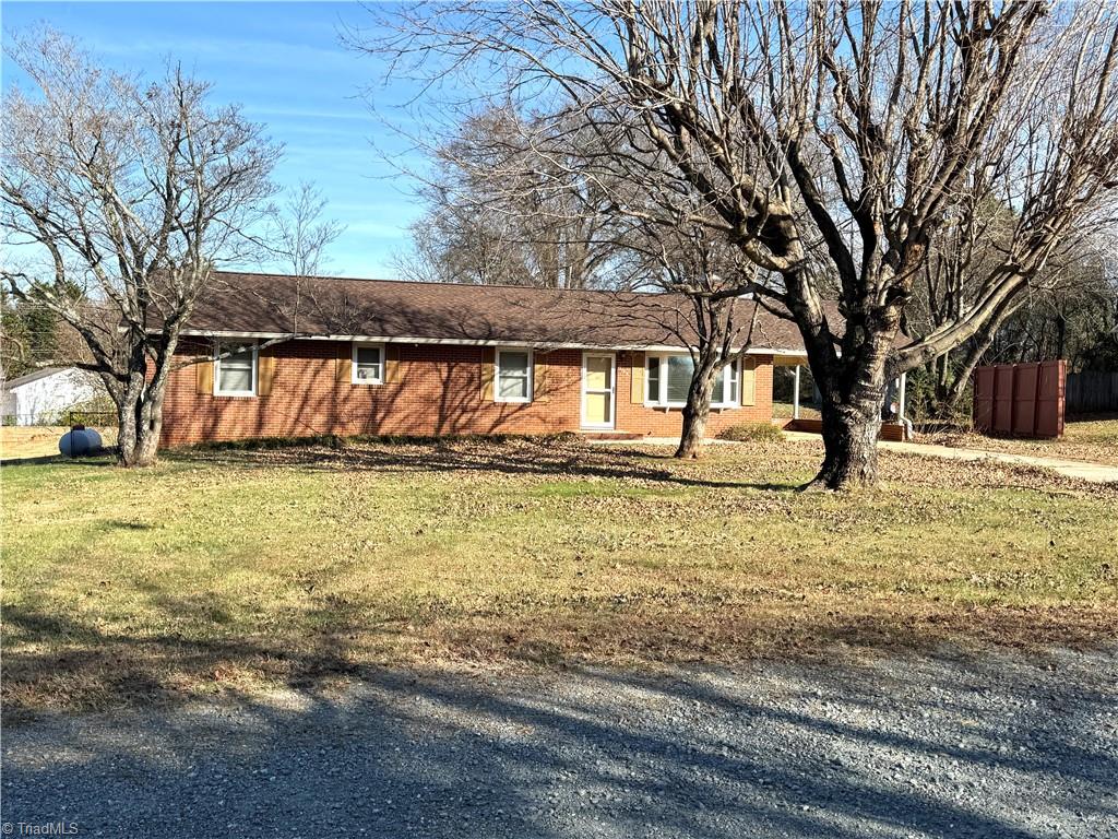 605 Bessie Street Property Photo 1