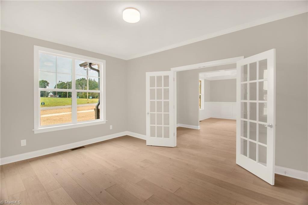 8204 Pyramid Drive Property Photo 3