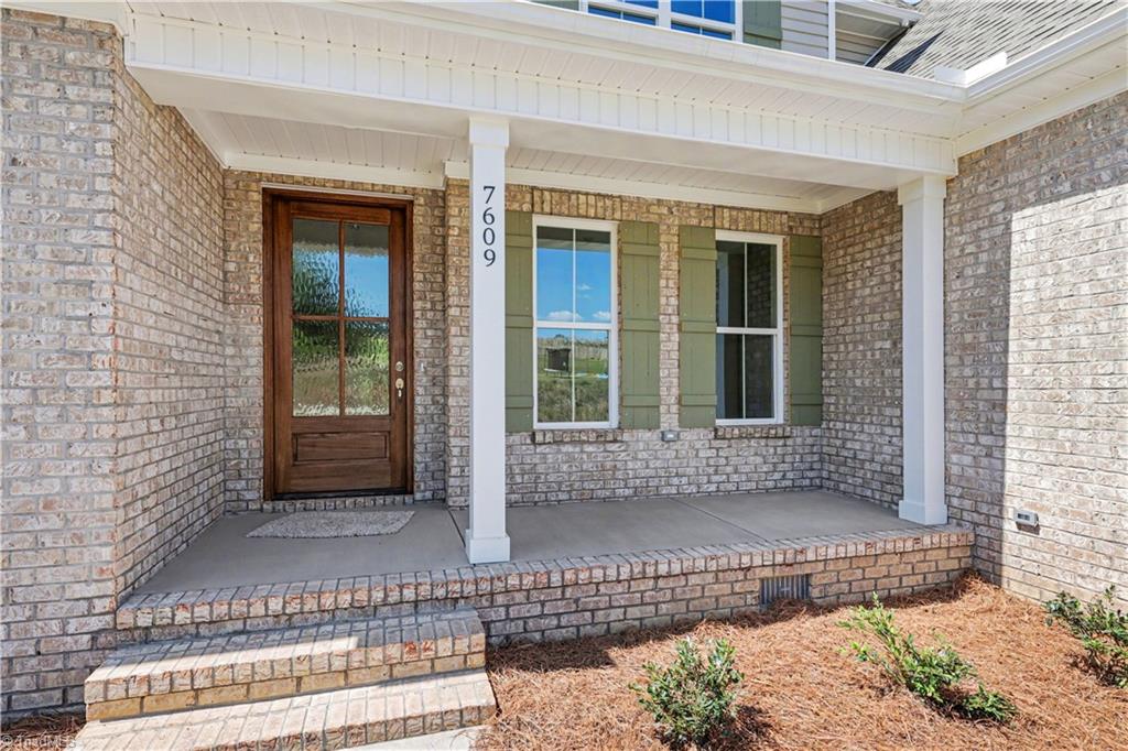 7609 Sir William Drive Property Photo 6