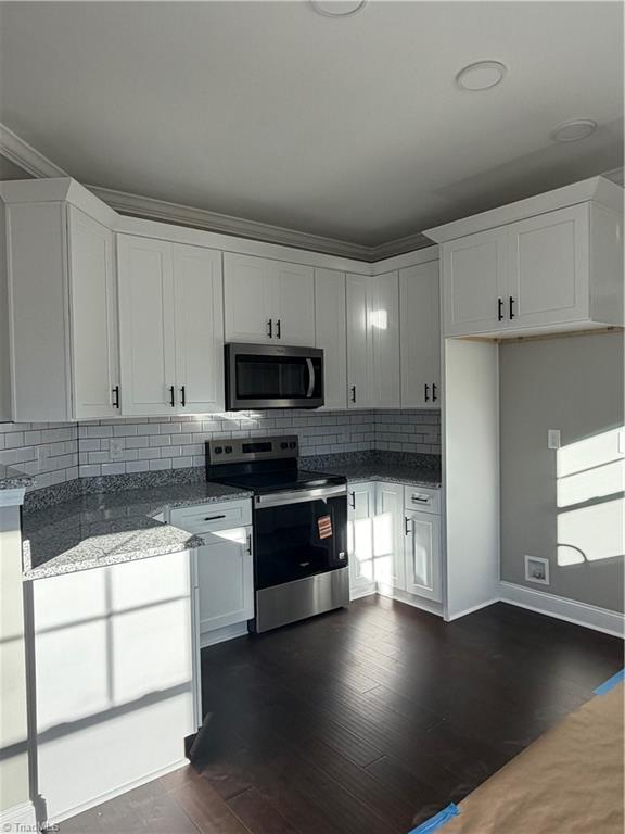 100 Snead Road Property Photo 11