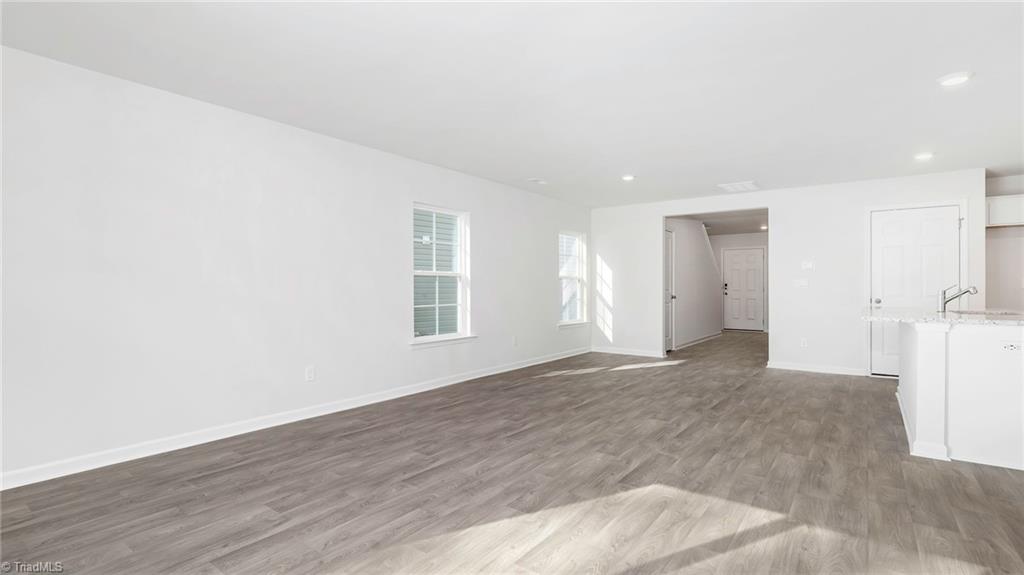 6657 Capstone Court Property Photo 9