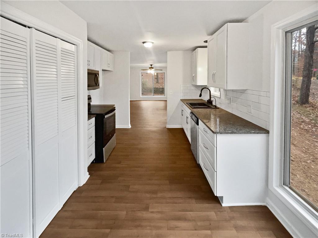 150 Roswell Drive Property Photo 2