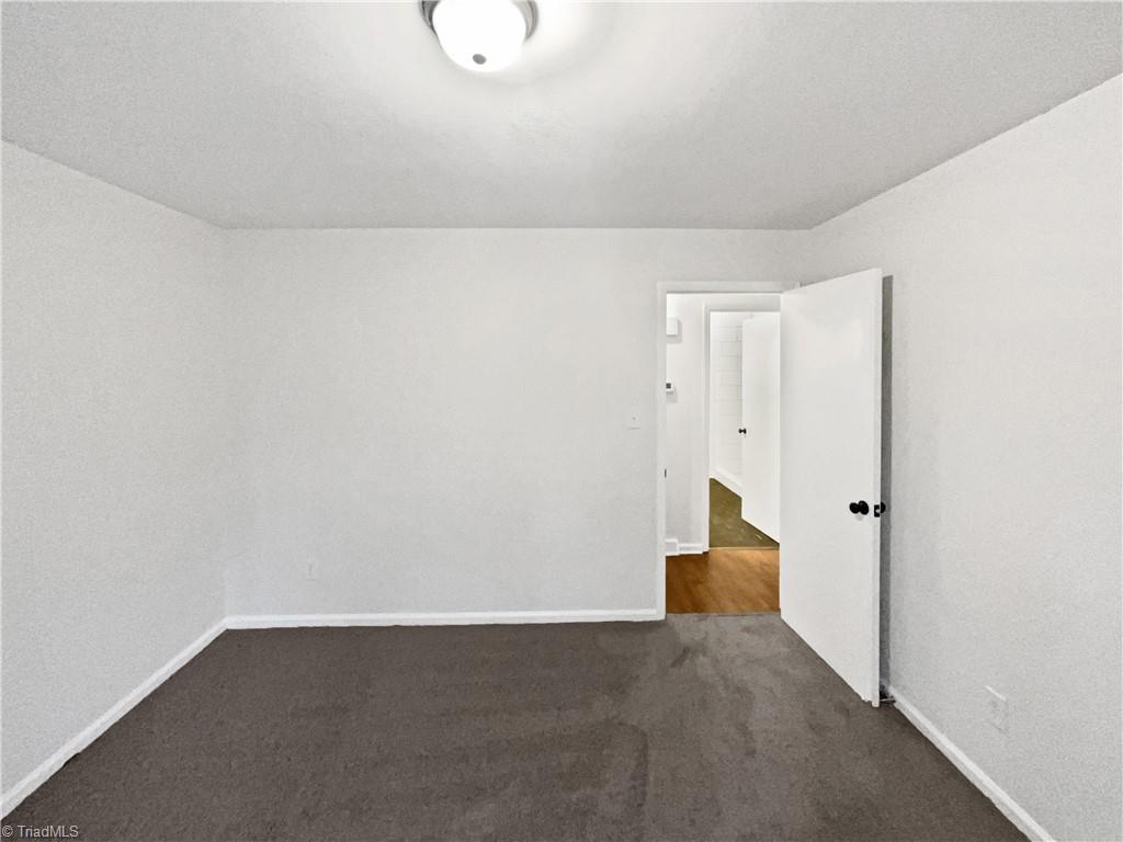 150 Roswell Drive Property Photo 8