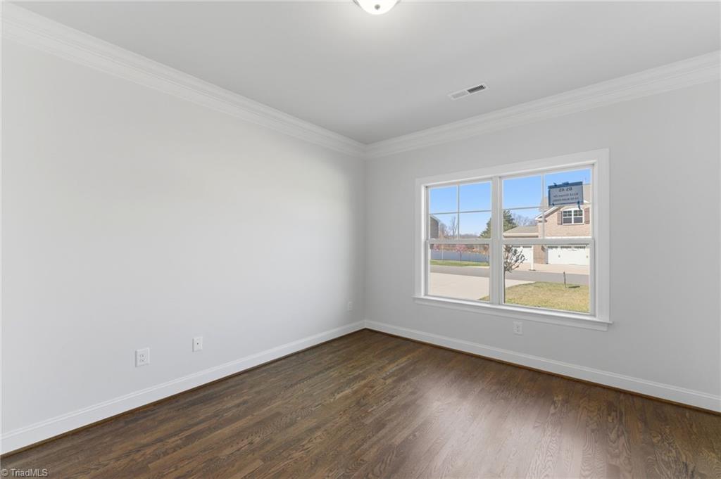 8112 Simon Drive Property Photo 7