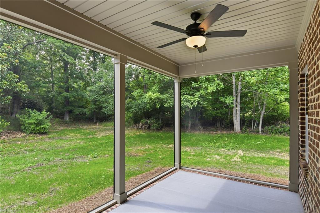 124 Shady Brook Lane Property Photo 31