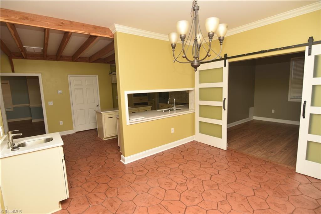 1413 Bancroft Street Property Photo 21