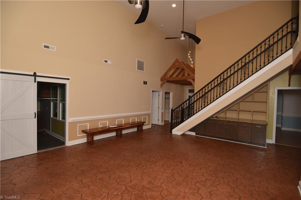 1413 Bancroft Street Property Photo 29