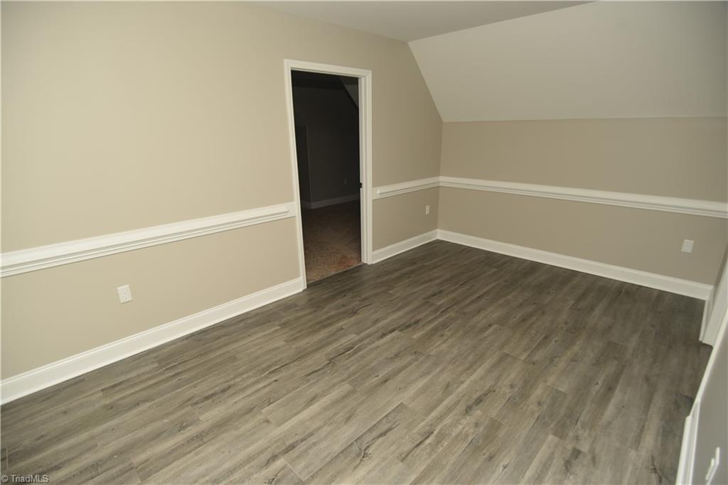 1413 Bancroft Street Property Photo 33