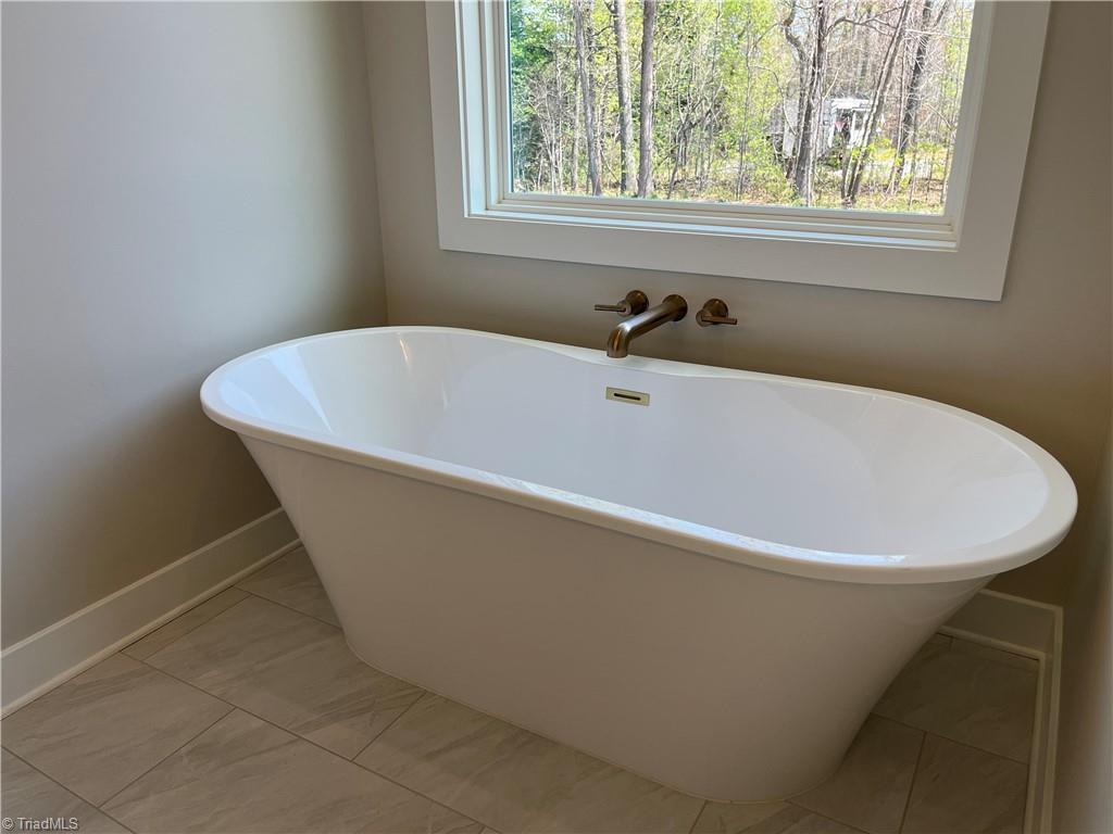 280 Dyna Drive Property Photo 31