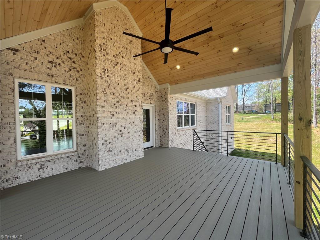 280 Dyna Drive Property Photo 44