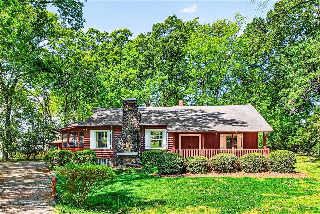 621 Mountain Road
