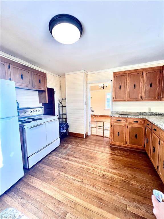 53 Wagoner Street Property Photo 6