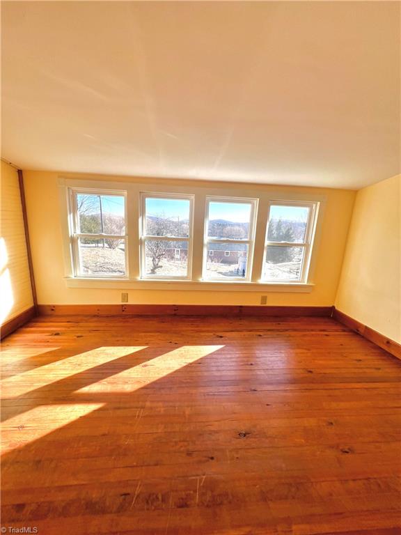 53 Wagoner Street Property Photo 14