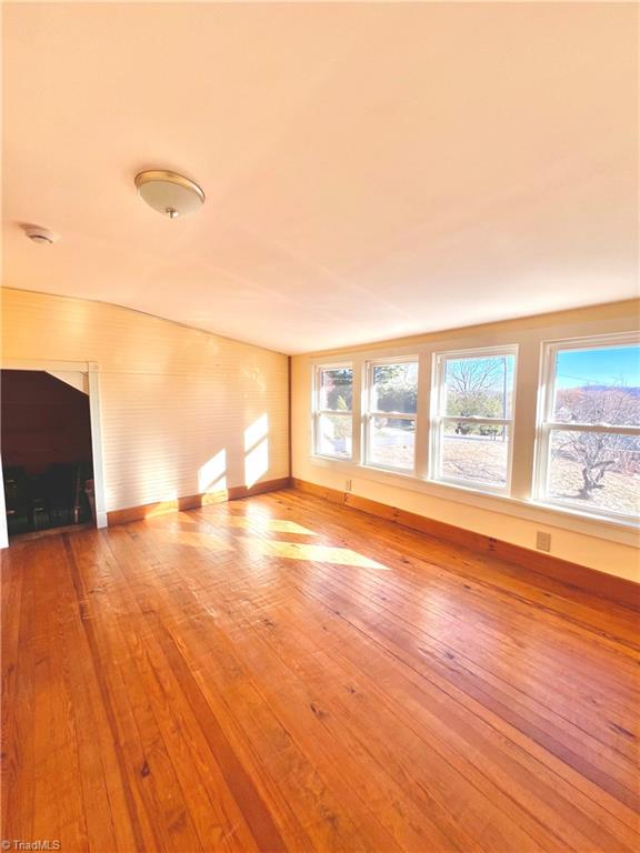 53 Wagoner Street Property Photo 19