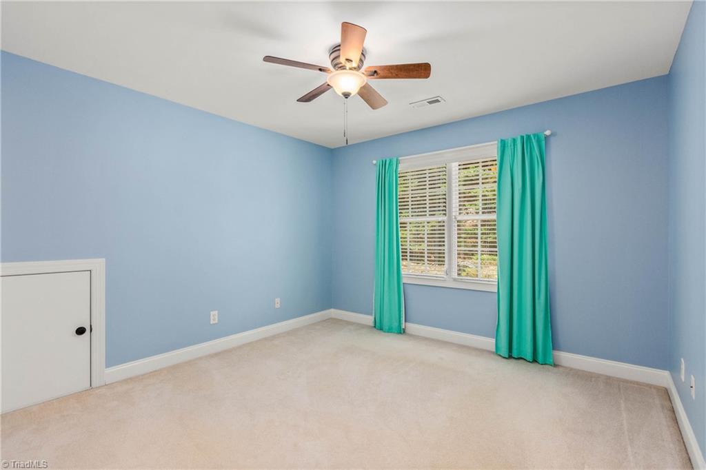 7435 Trotters Run Property Photo 33