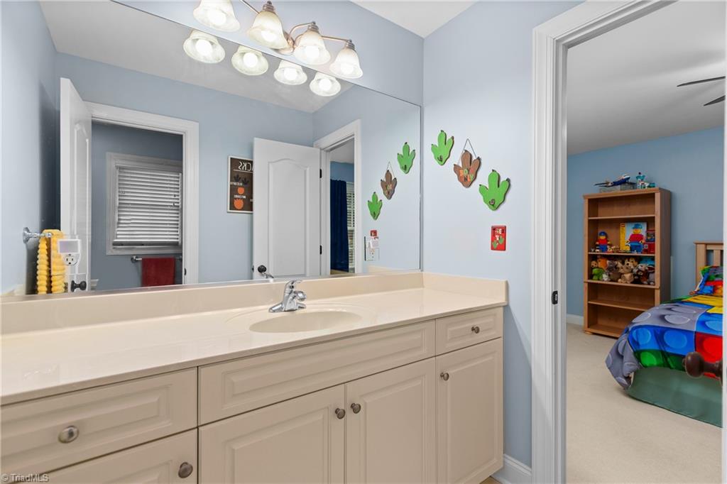 7435 Trotters Run Property Photo 36
