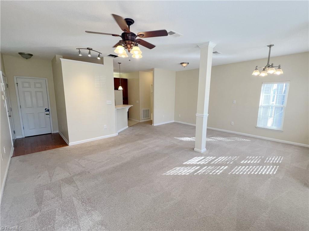 3001 Greystone Point # F Property Photo 2