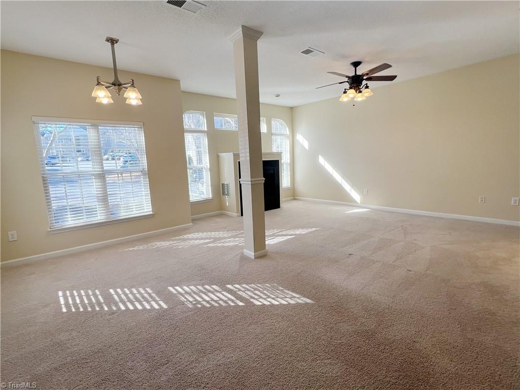 3001 Greystone Point # F Property Photo 4