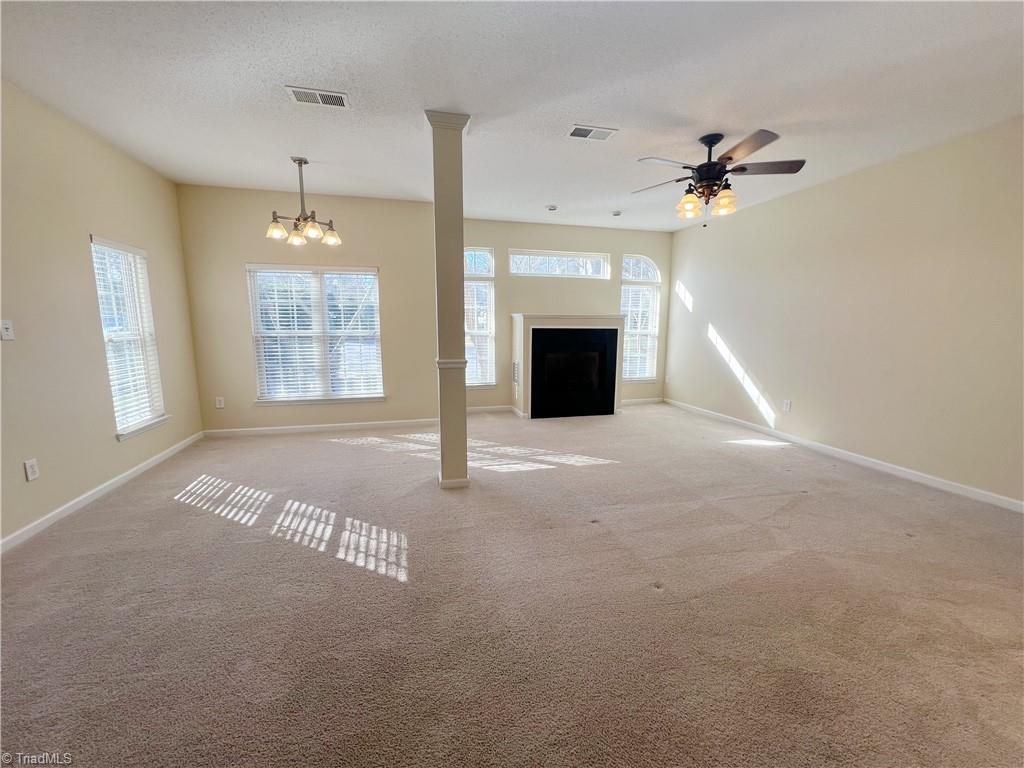 3001 Greystone Point # F Property Photo 5