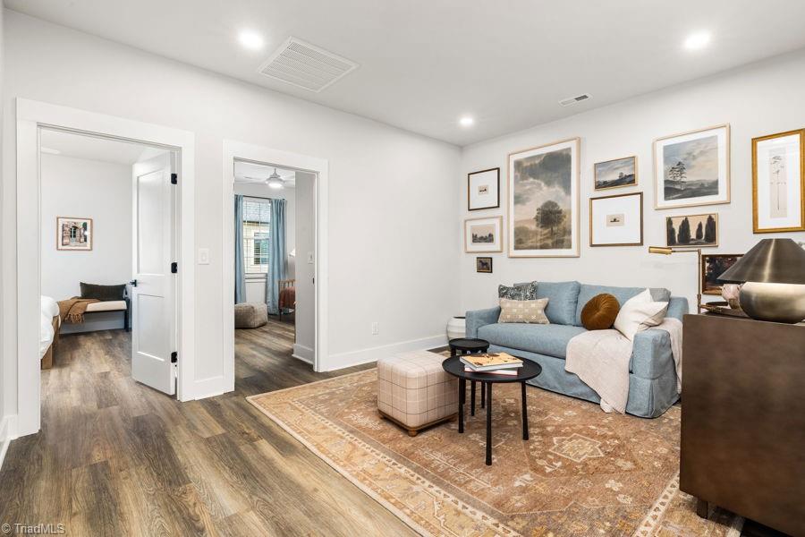 4126 Macbeth Street Property Photo 14