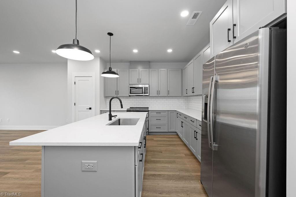 4126 Macbeth Street Property Photo 19