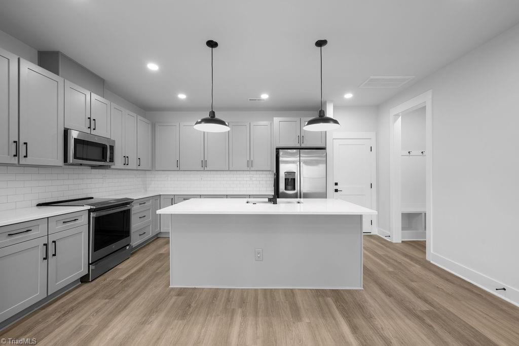 4126 Macbeth Street Property Photo 21