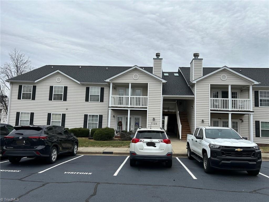 7135 Friendly Avenue W # G Property Photo 1