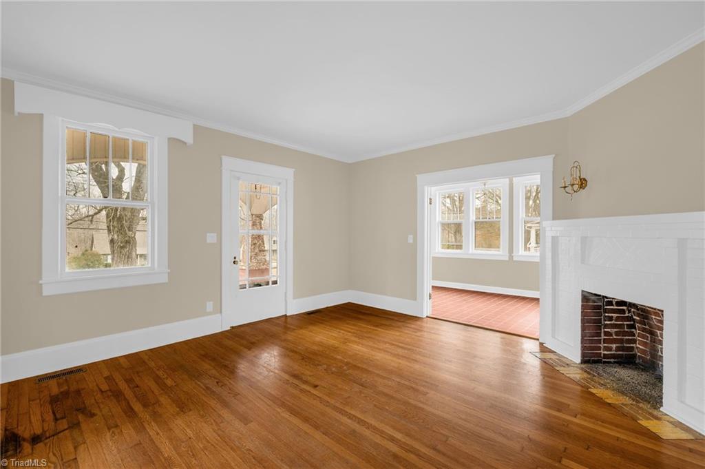 1820 South Park Drive Property Photo 9
