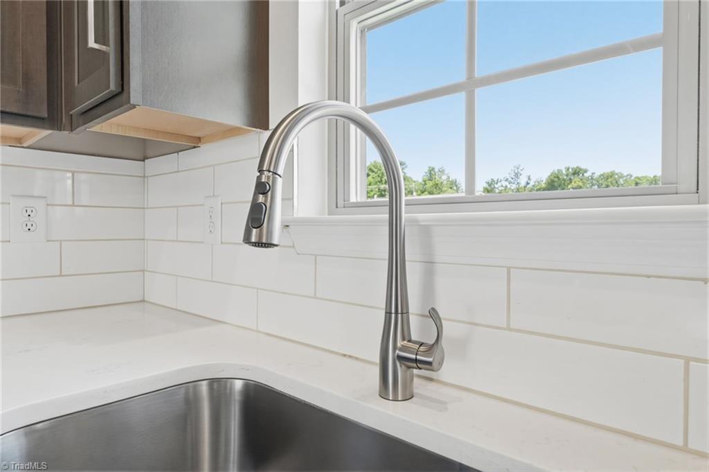 5364 Belmont Garden Drive Property Photo 10