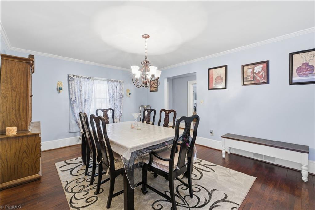 422 Woodsway Drive Property Photo 12