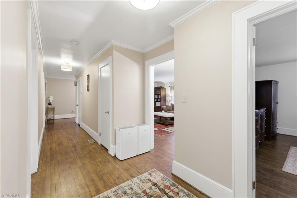 422 Woodsway Drive Property Photo 19