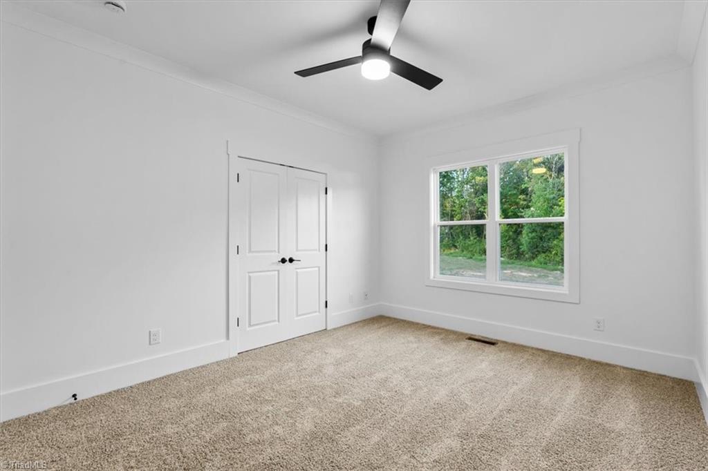 5090 Southern Pines Drive Property Photo 33