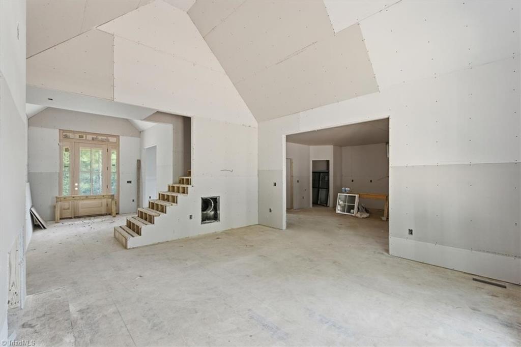 278 Westminster Court Property Photo 22