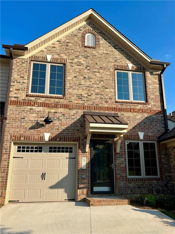 4712 Willowstone Drive Property Photo 1