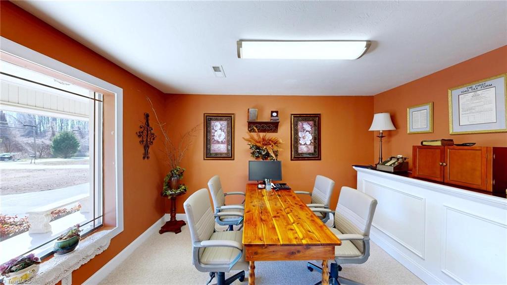 4217 Meadowbrook View Road Property Photo 16