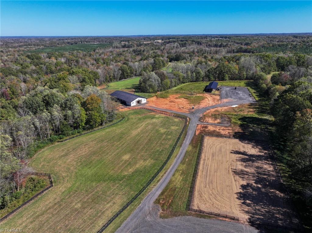 979 Perkinson Road Property Photo 8